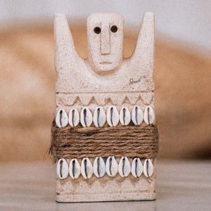 Statue Sumba bohème Corde et Coquillages