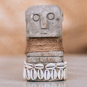 Petite statue Sumba bohème Corde et Coquillages